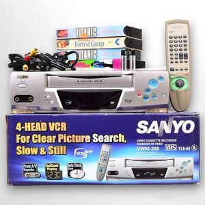 Nice Sanyo VWM-390 4-Head VCR Player Bundle Movies Remote Batteries Cables